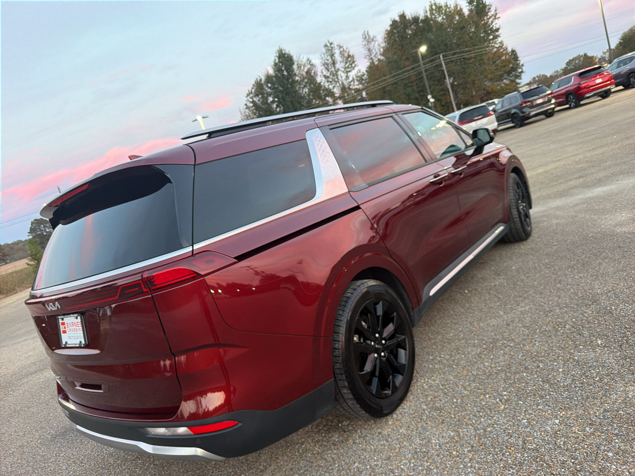 Used 2022 Kia Carnival SX Prestige FWD image 4