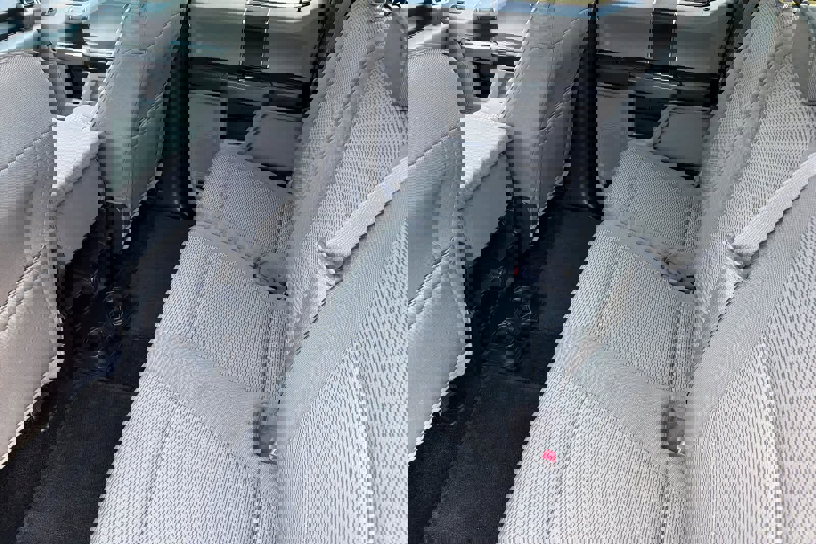 Used 2015 Ford F150 XLT image 4