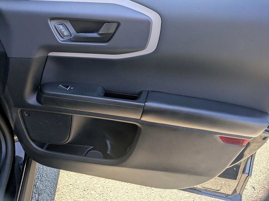 Used 2022 Ford Bronco Sport Base image 32