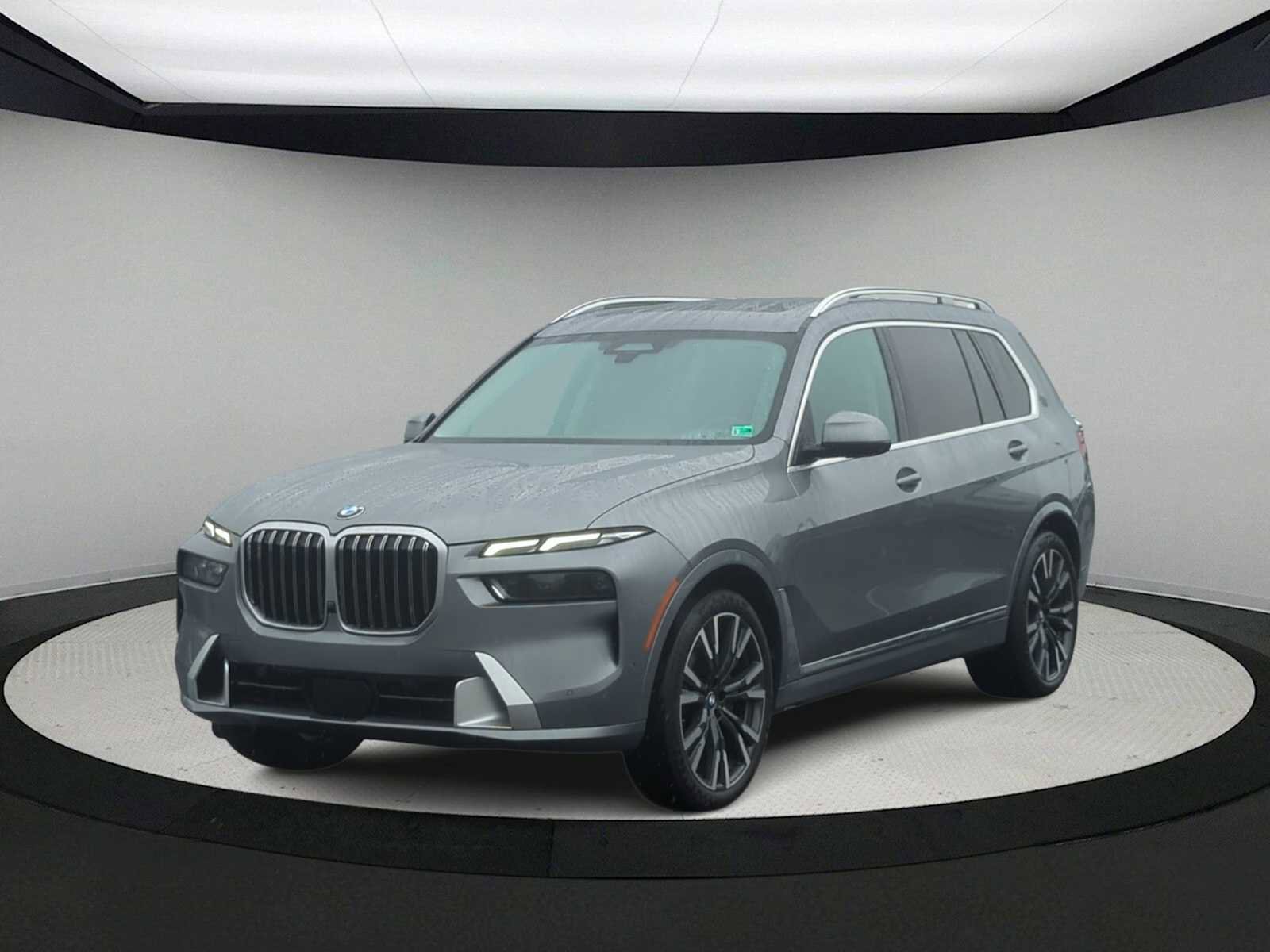 Certified 2023 BMW X7 xDrive40i w/ Premium Package AWD/4WD image 4