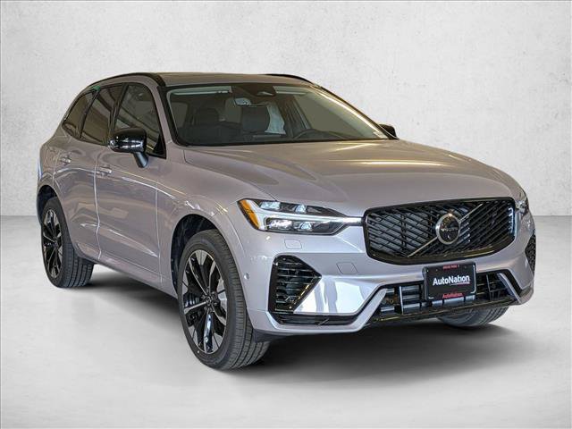 New 2026 Volvo XC60 T8 Plus w/ Climate Package PRO AWD/4WD image 6