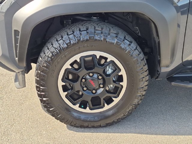 Used 2025 Toyota 4Runner TRD Off-Road AWD/4WD image 10