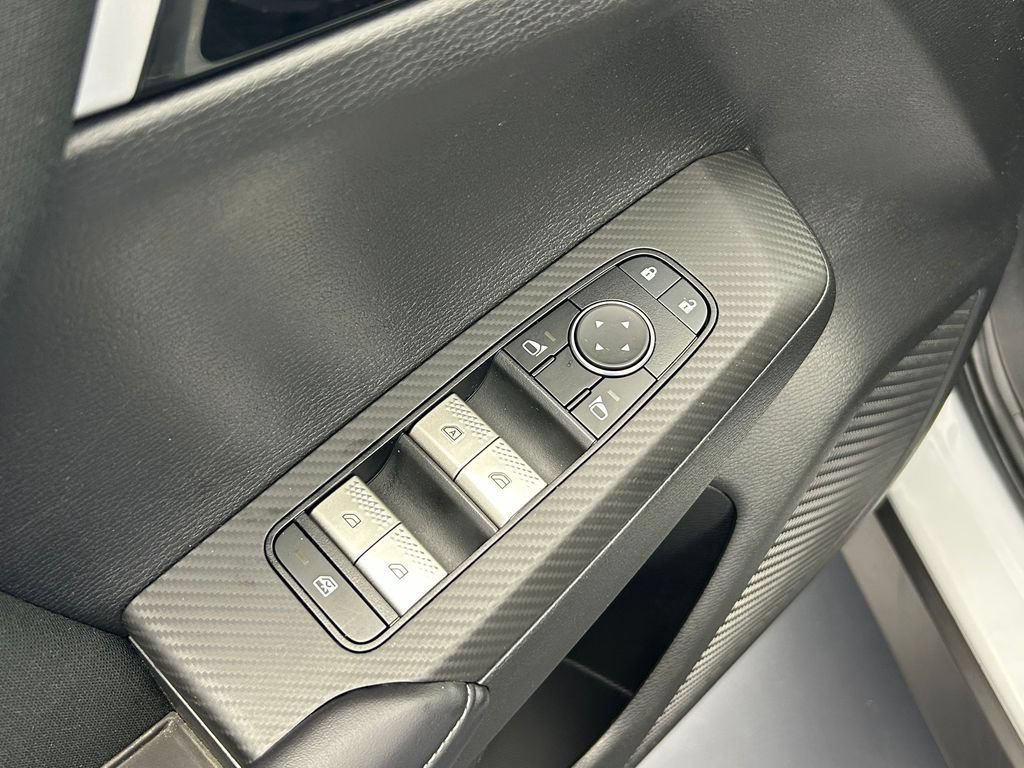 Used 2024 Mitsubishi Outlander ES FWD image 42