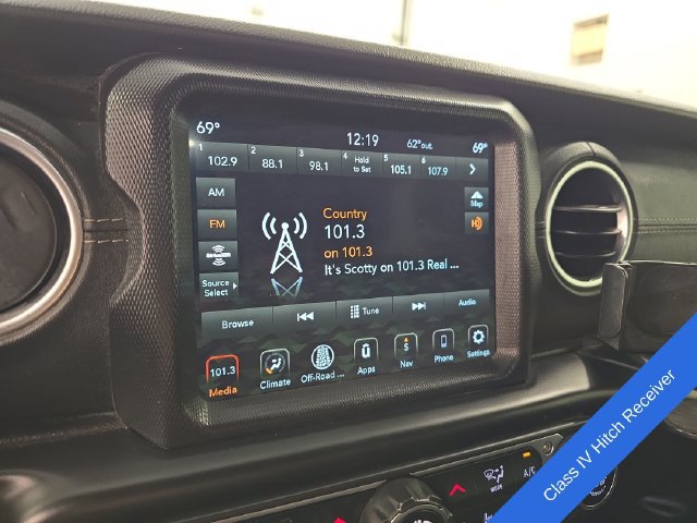 Used 2020 Jeep Gladiator Overland AWD/4WD image 23