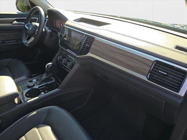 Used 2021 Volkswagen Atlas SEL Premium image 22