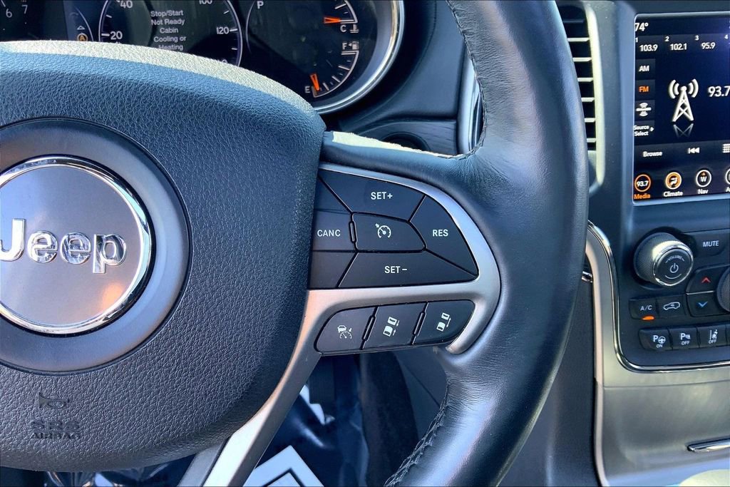 Used 2018 Jeep Grand Cherokee Overland image 13