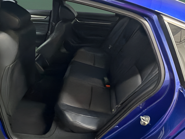 Used 2018 Honda Accord Sport image 12