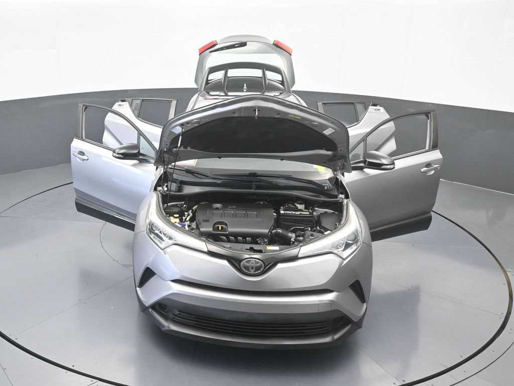 Used 2019 Toyota C-HR XLE FWD image 70