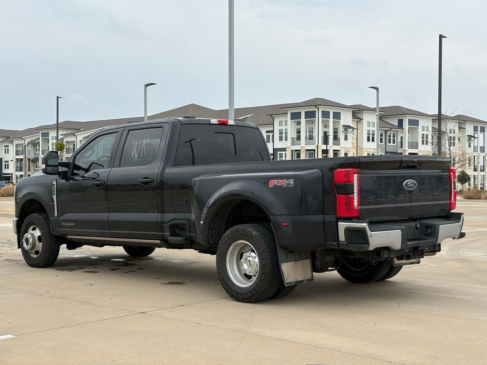 Used 2023 Ford F350 Lariat w/ Lariat Ultimate Package image 5
