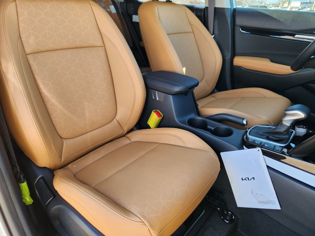 New 2026 Kia Seltos EX image 13