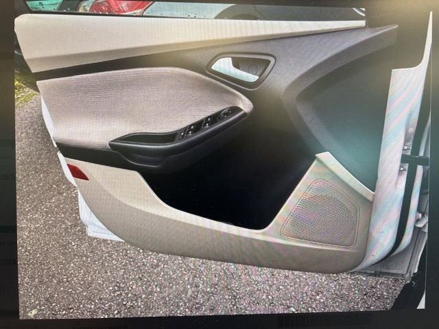 Used 2014 Ford Focus SE image 28