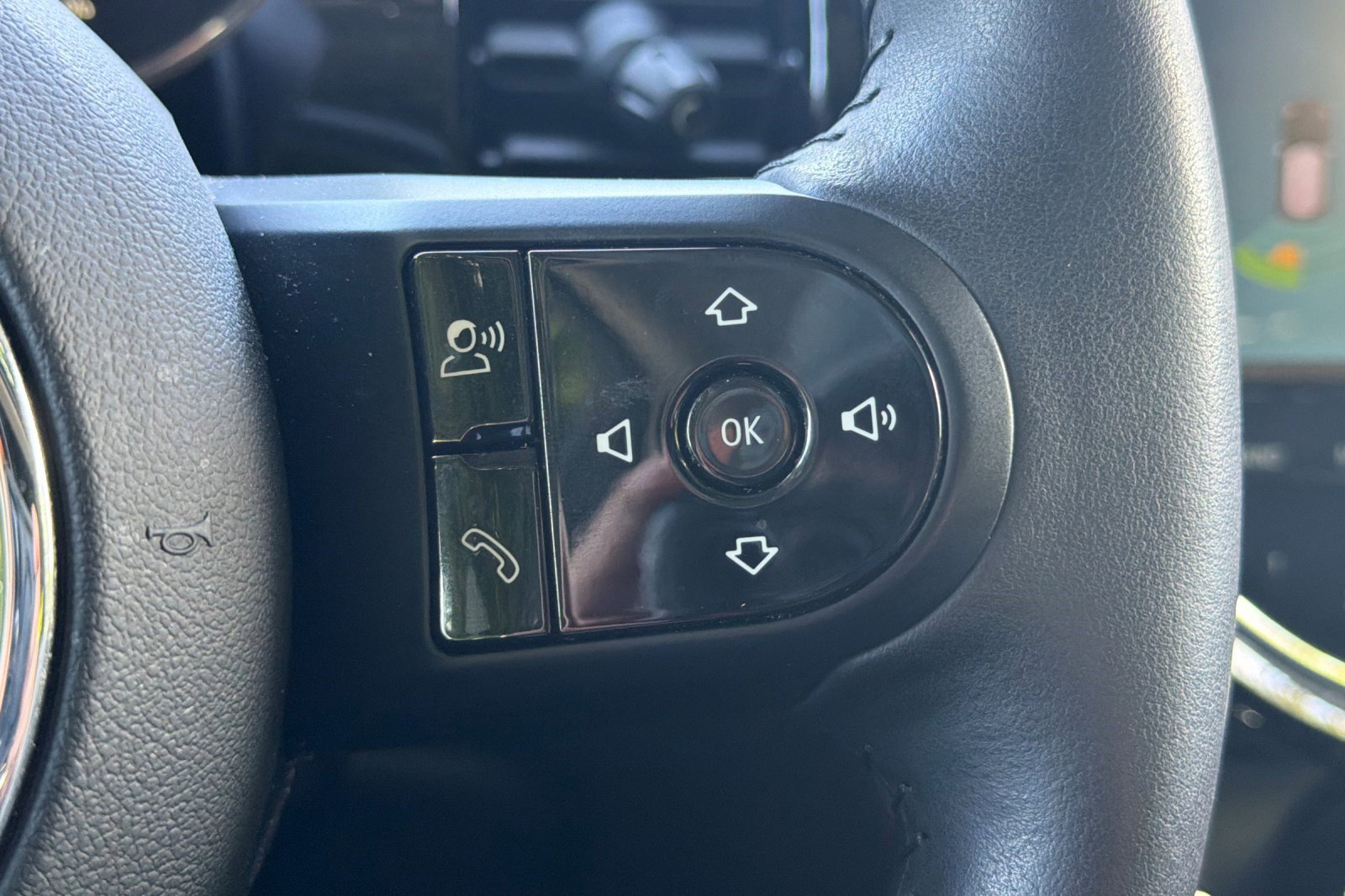 Used 2024 MINI Cooper SE image 30