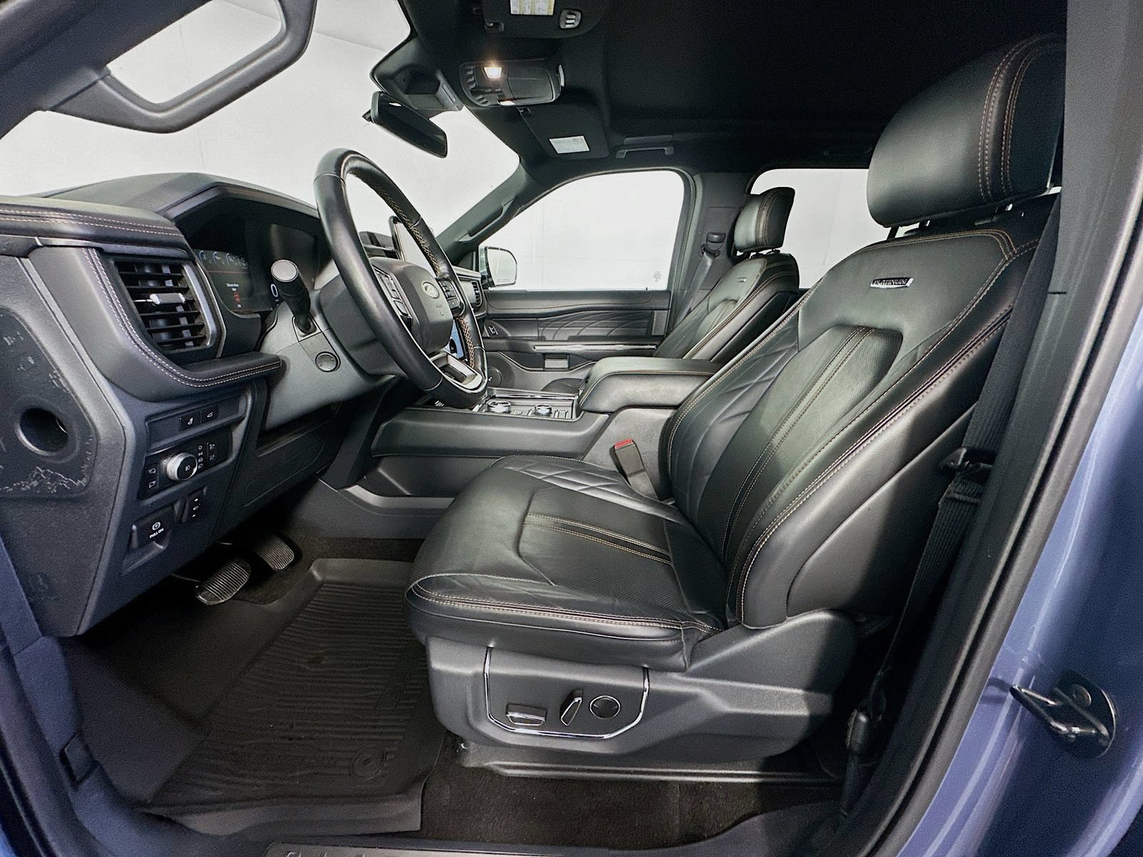Used 2022 Ford Expedition Max Platinum AWD/4WD image 22