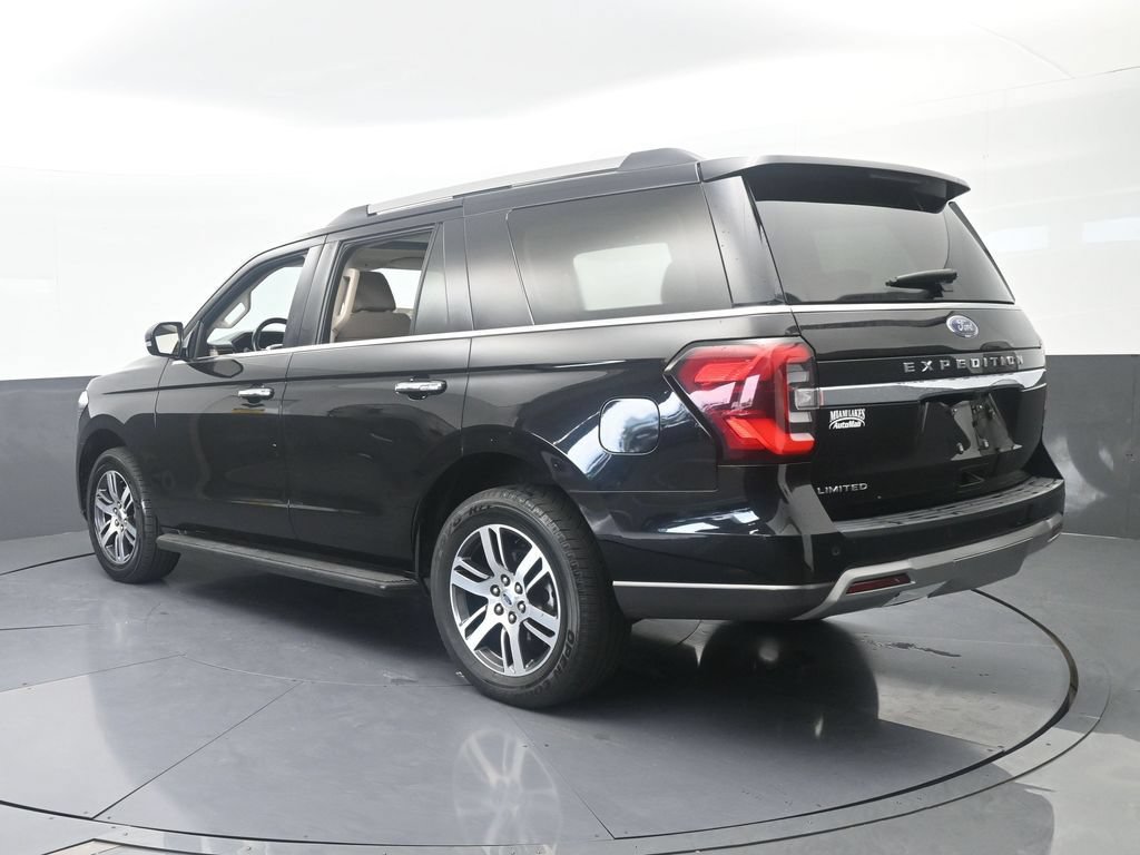 Used 2024 Ford Expedition Limited RWD image 4