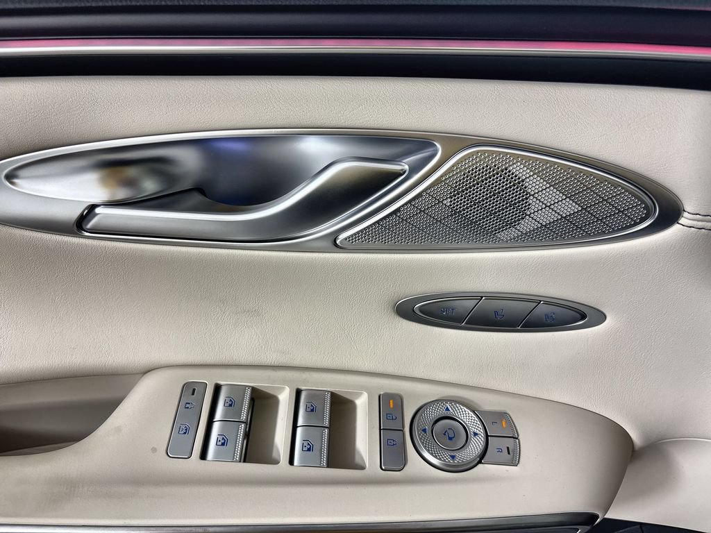 New 2027 Genesis GV70 2.5T Select AWD/4WD image 15