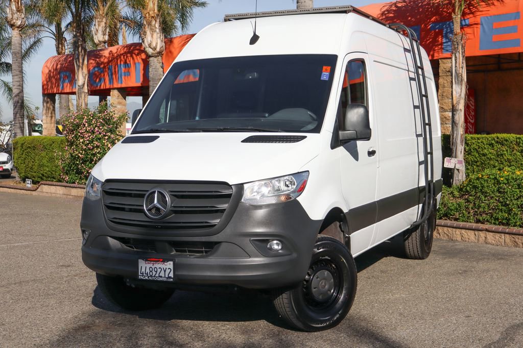 Used 2019 Mercedes-Benz Sprinter 2500 image 4