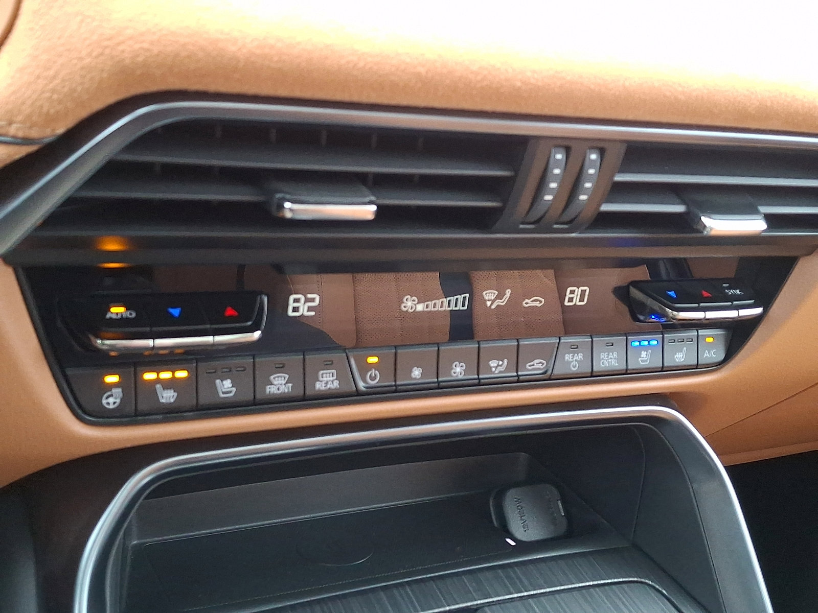 Used 2025 MAZDA CX-90 3.3 Turbo S w/ Premium Plus image 17