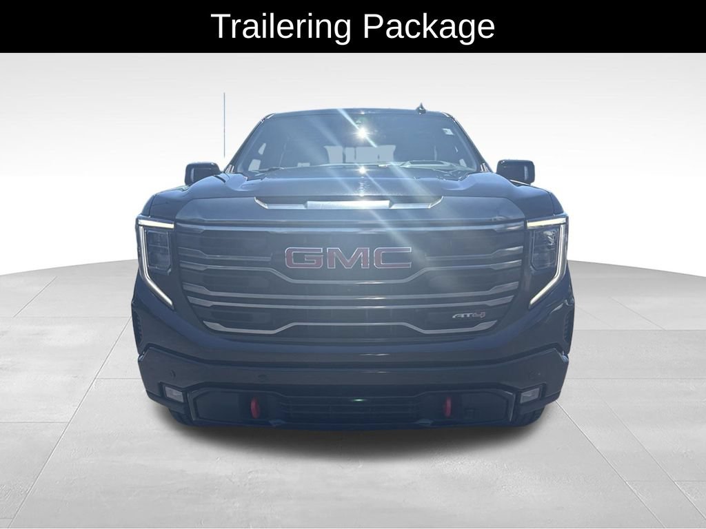 Used 2022 GMC Sierra 1500 AT4 w/ AT4 Premium Package AWD/4WD image 9