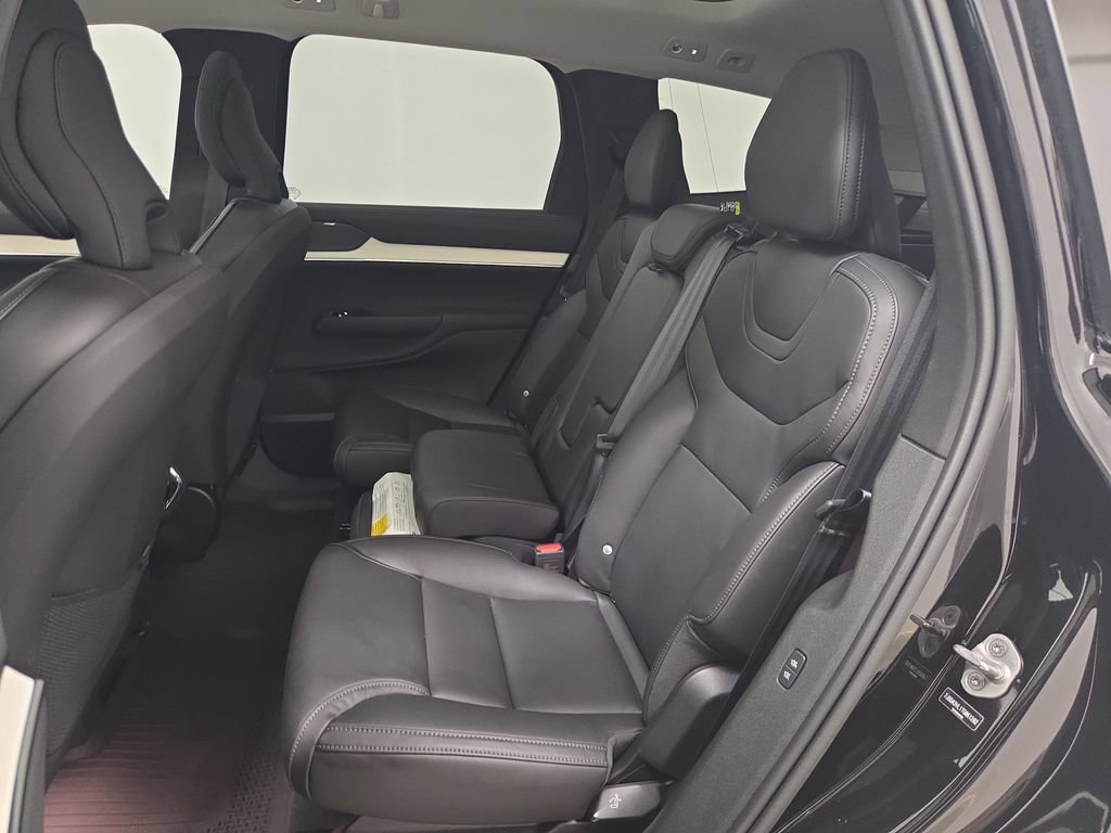 New 2026 Volvo EX90 Ultra AWD/4WD image 13