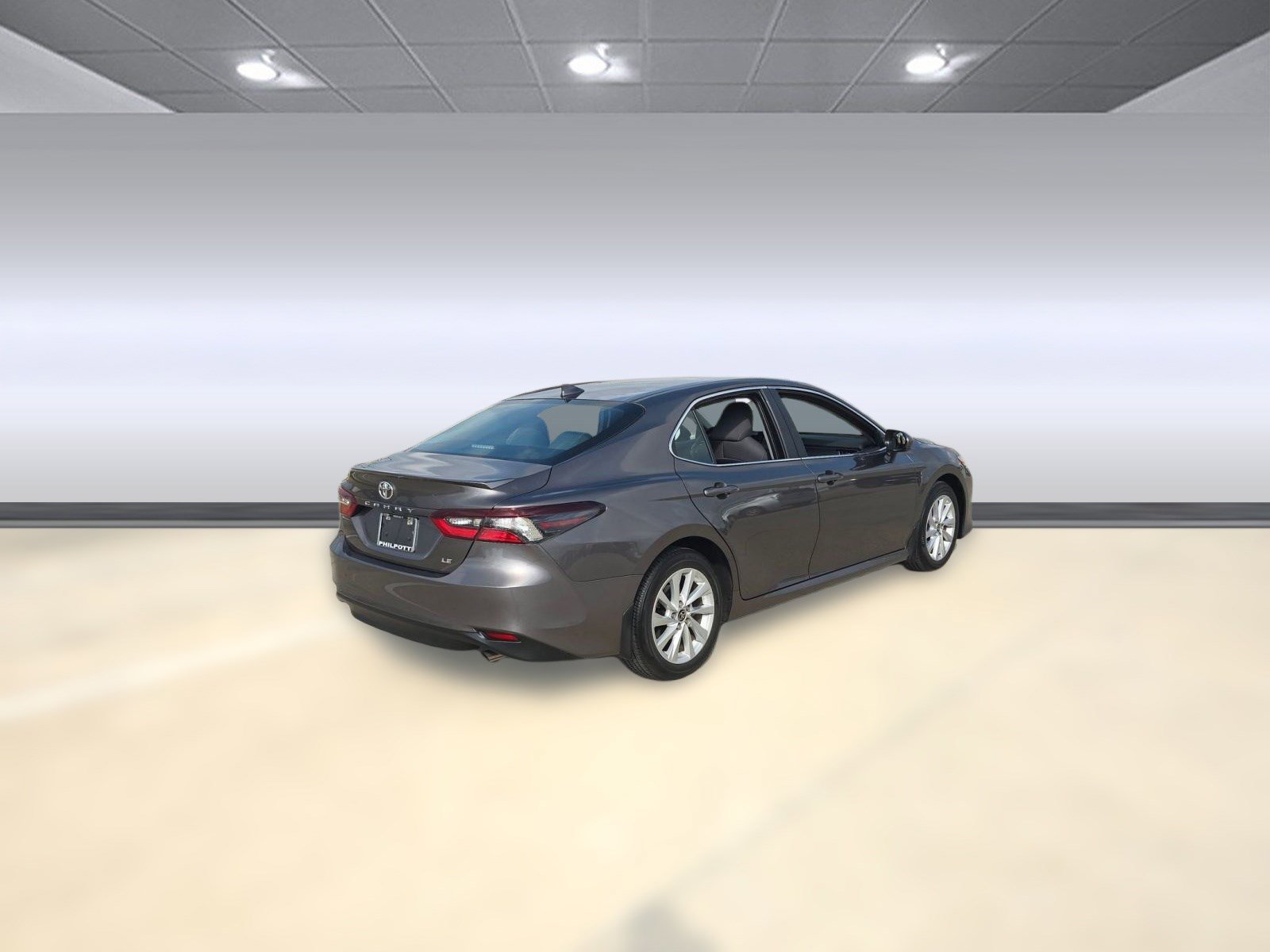 Used 2024 Toyota Camry LE image 8