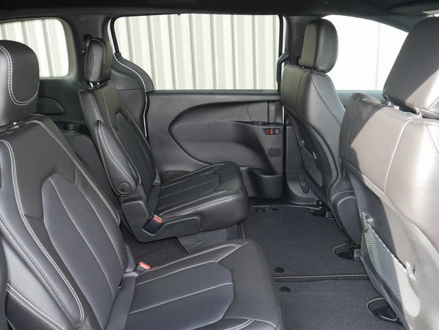 New 2026 Chrysler Voyager LX FWD image 21