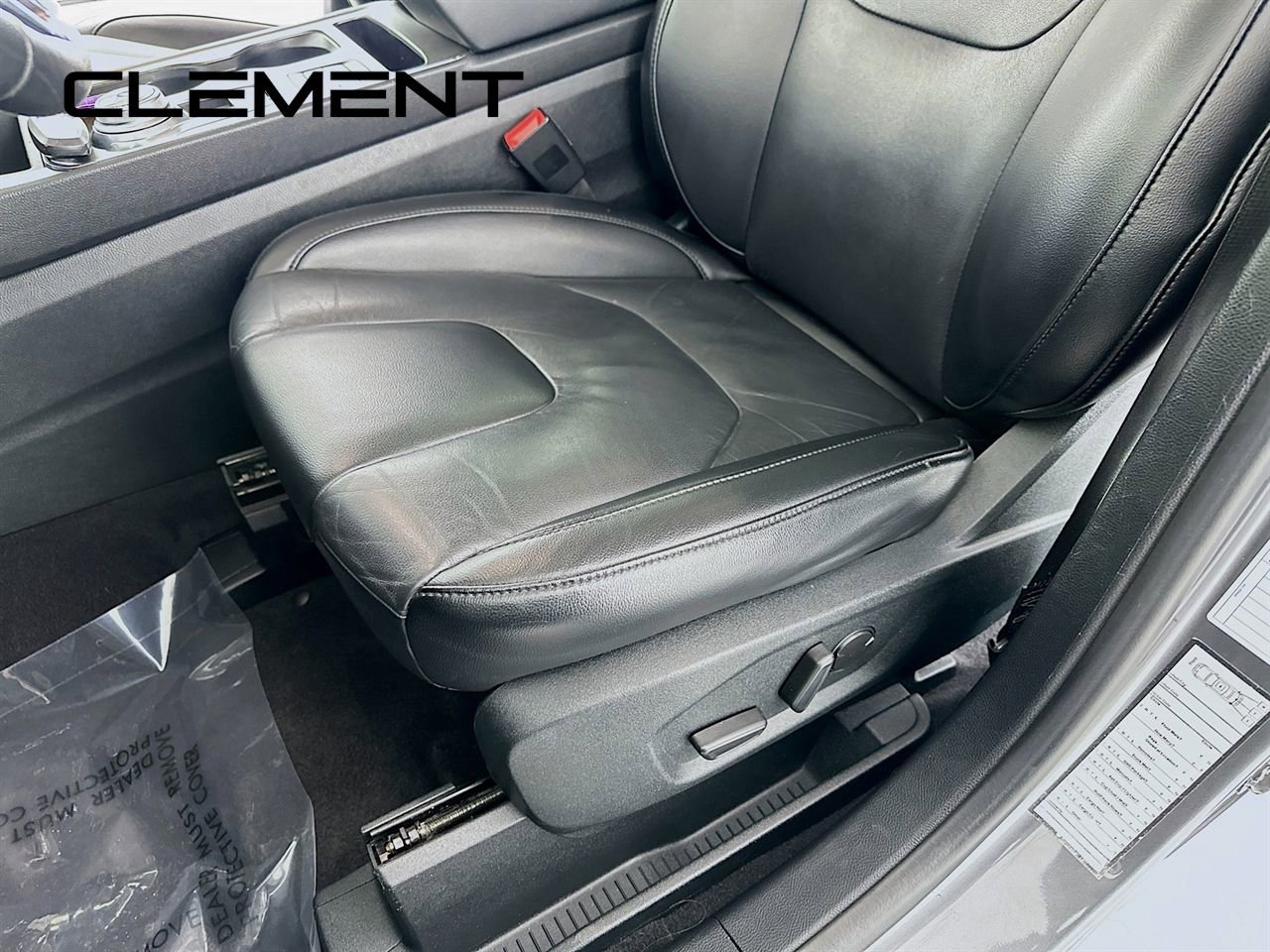 Certified 2022 Ford Edge Titanium image 28