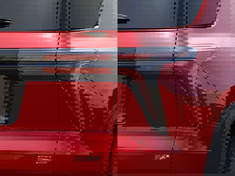 New 2026 Chevrolet Traverse Z71 w/ Driver Confidence Package image 35