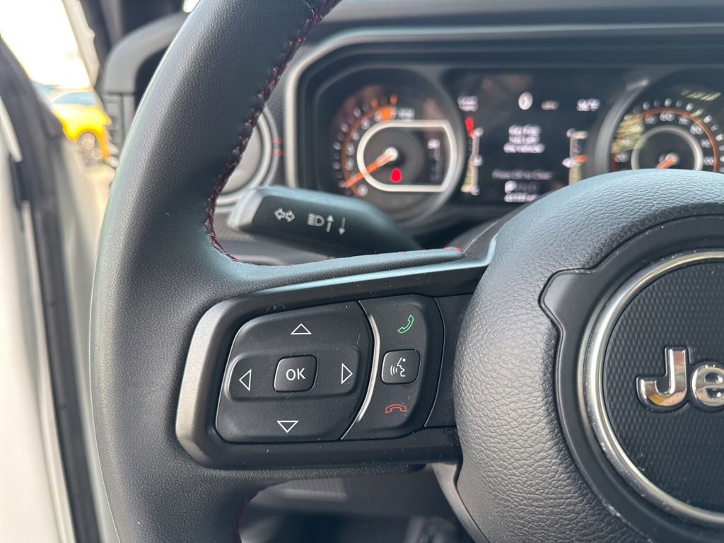 Used 2024 Jeep Wrangler Unlimited Rubicon image 21