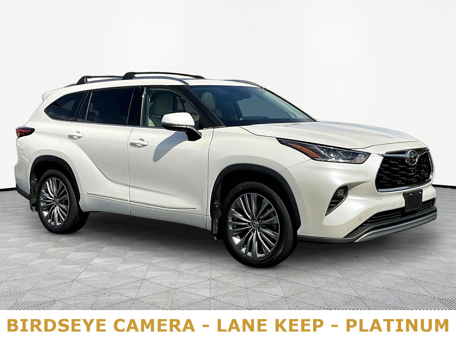Used 2020 Toyota Highlander Platinum AWD/4WD image 3