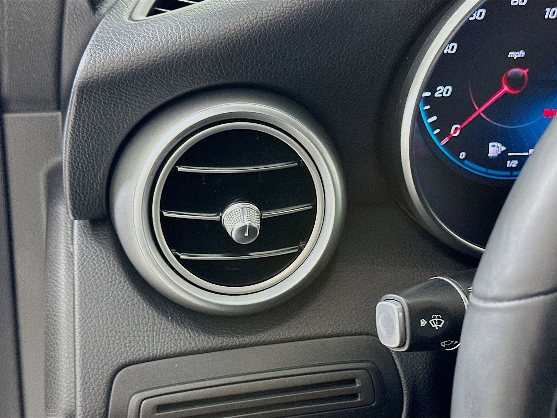 Certified 2021 Mercedes-Benz GLC 300 4MATIC image 11