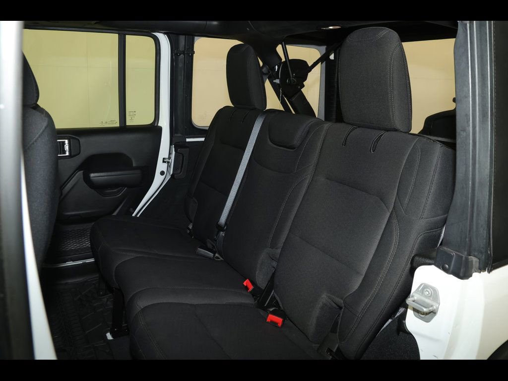 Used 2022 Jeep Wrangler Unlimited Sport AWD/4WD image 25