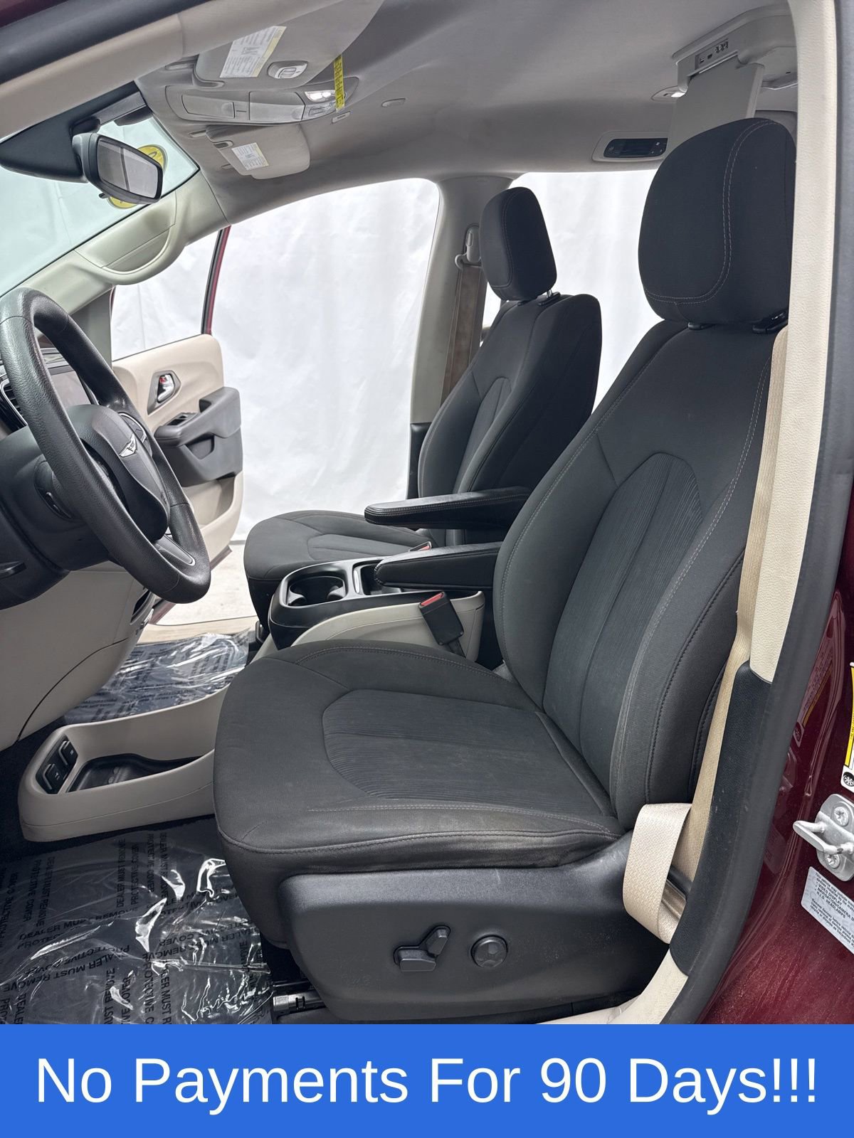 Used 2018 Chrysler Pacifica Touring Plus w/ Tire & Wheel Group image 8