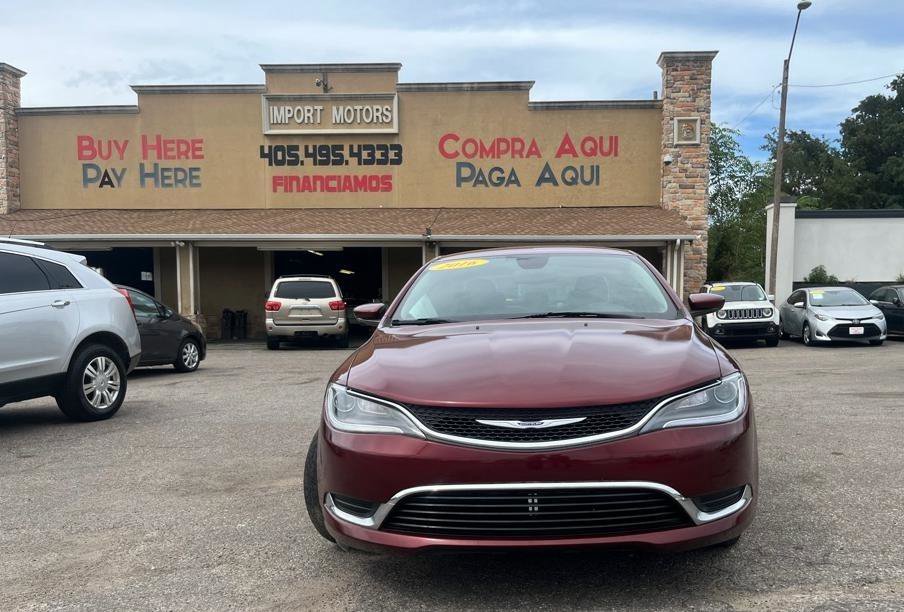 Used 2016 Chrysler 200 Limited w/ Convenience Group FWD image 2