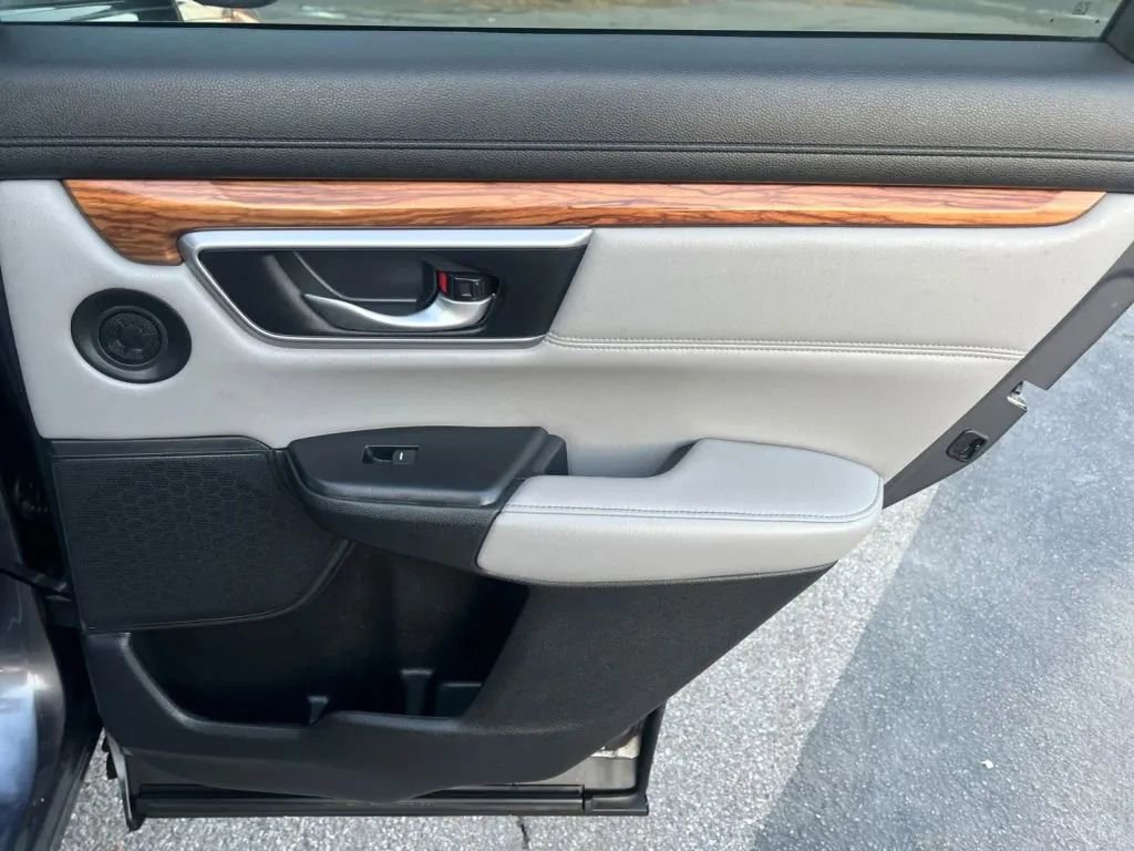 Used 2017 Honda CR-V EX-L image 20