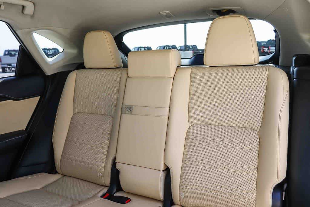 Used 2016 Lexus NX 200t FWD w/ Premium Package image 19