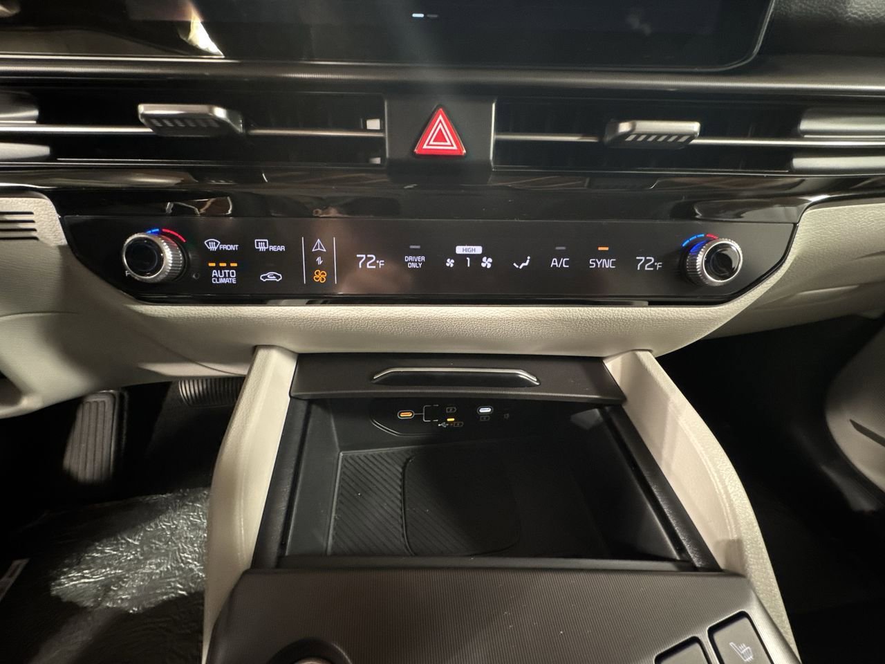 New 2026 Kia Sportage EX image 25