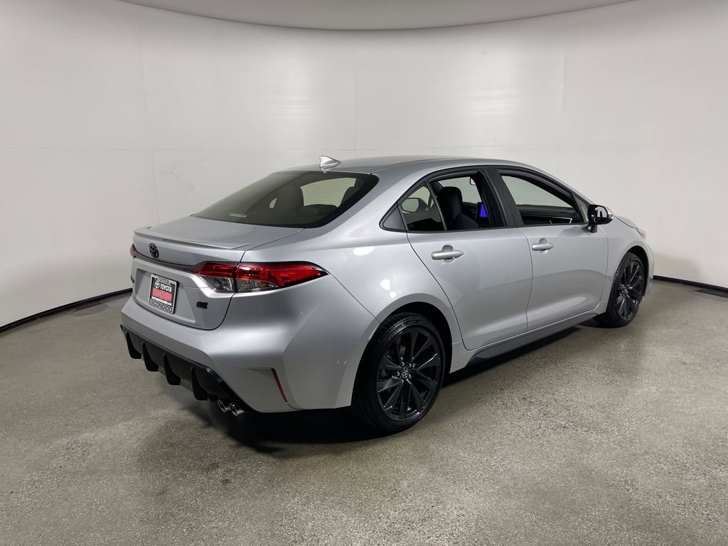 New 2026 Toyota Corolla SE image 3