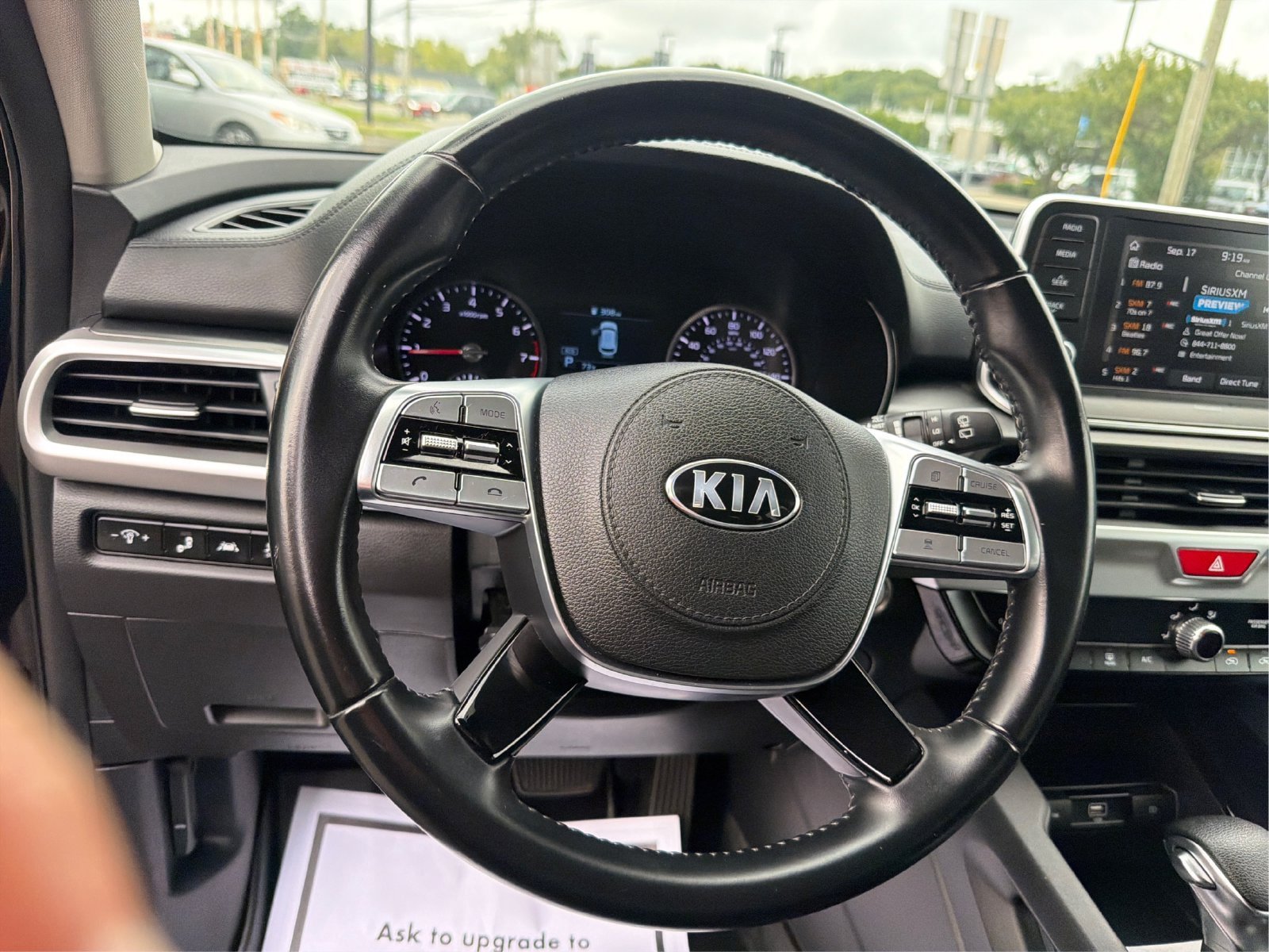 Used 2020 Kia Telluride LX AWD/4WD image 18