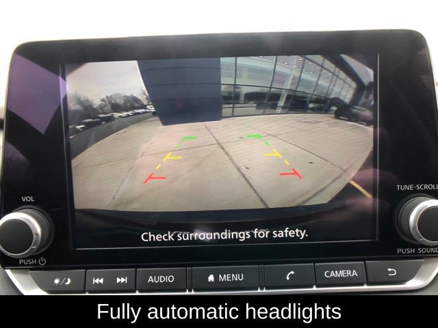 Used 2023 Nissan Rogue SV image 18