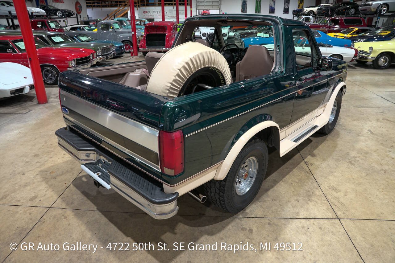 Used 1992 Ford Bronco Eddie Bauer AWD/4WD image 17