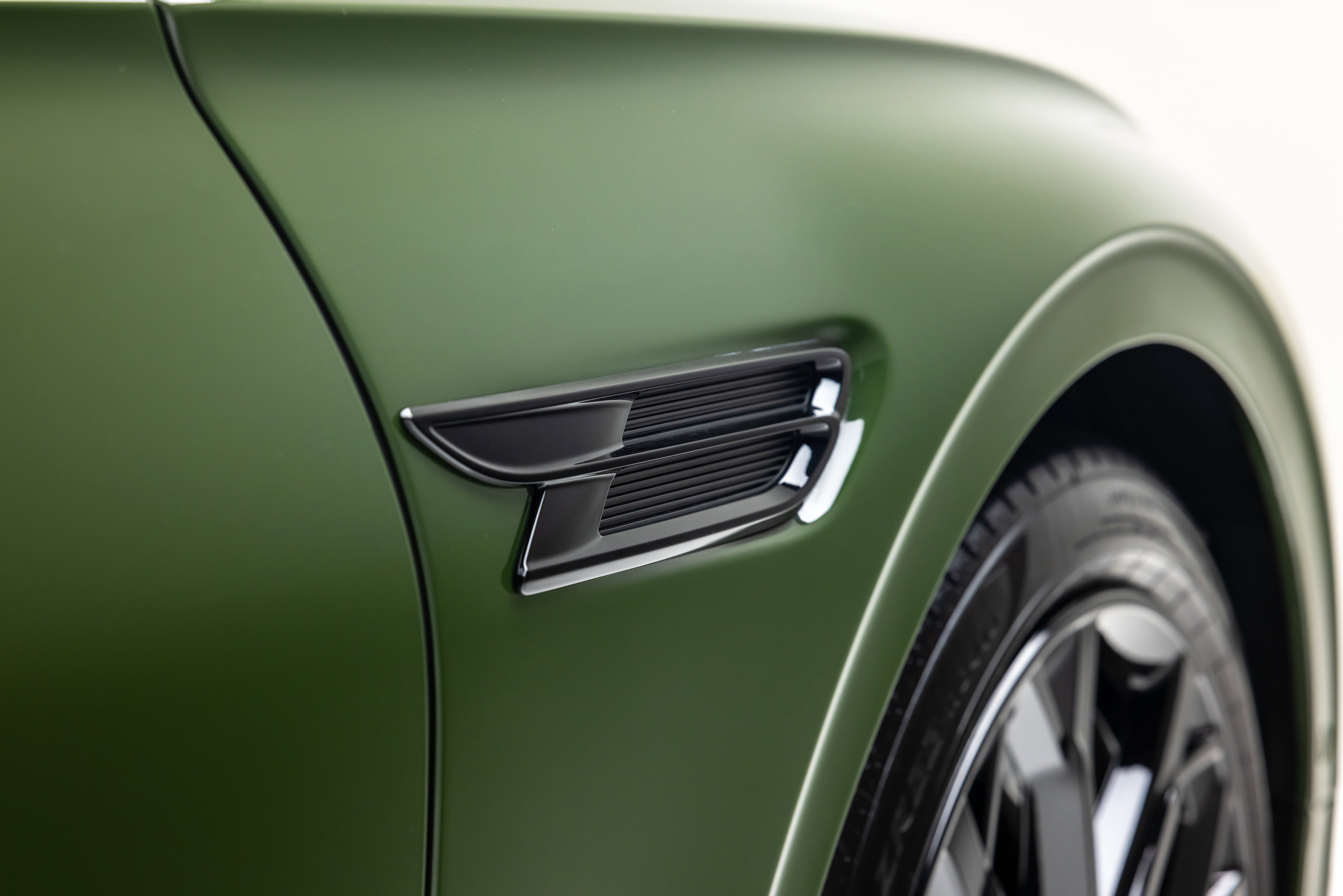 Used 2024 Bentley Flying Spur W12 AWD/4WD image 26