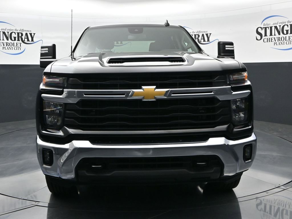 Used 2025 Chevrolet Silverado 2500 LT w/ Convenience Package image 2