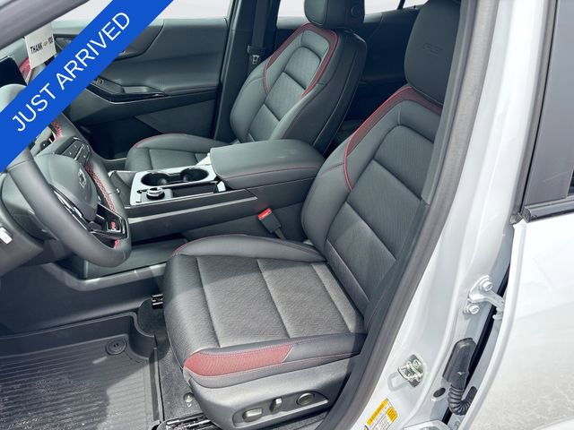 New 2026 Chevrolet Equinox RS w/ Convenience Package III FWD image 11