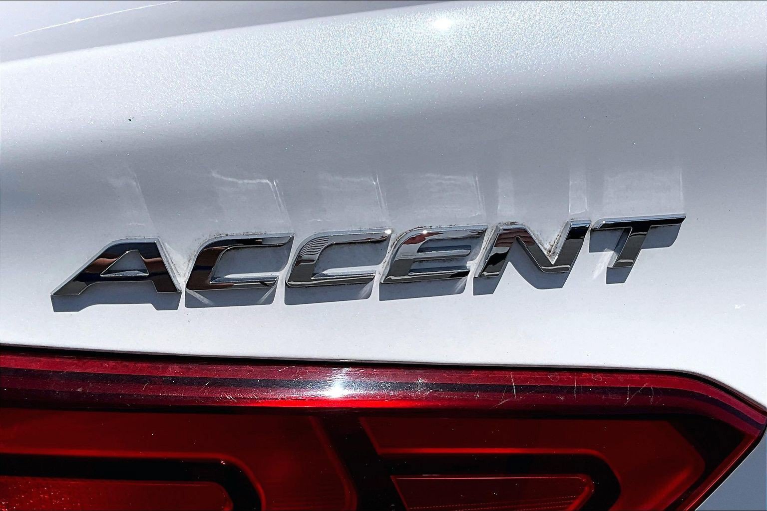 Used 2022 Hyundai Accent SE w/ Cargo Package FWD image 30