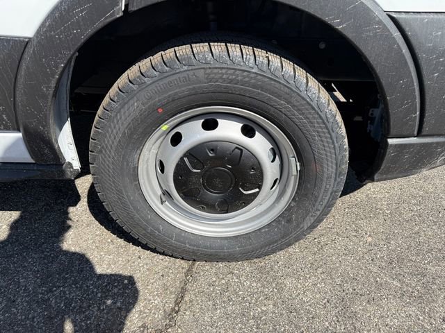 New 2025 Ford Transit 150 Low Roof image 31