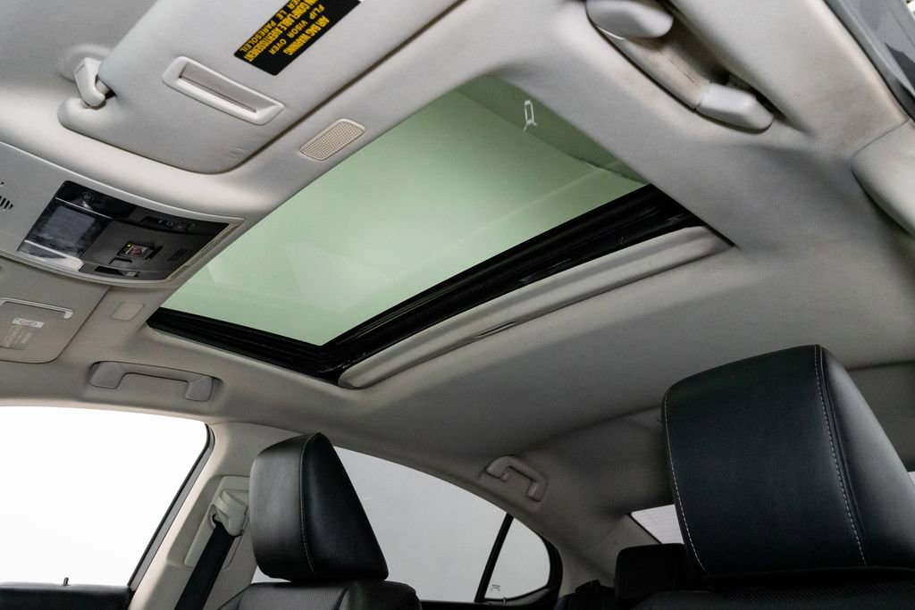 Used 2020 Lexus ES 300h 300h w/ Premium Package image 10