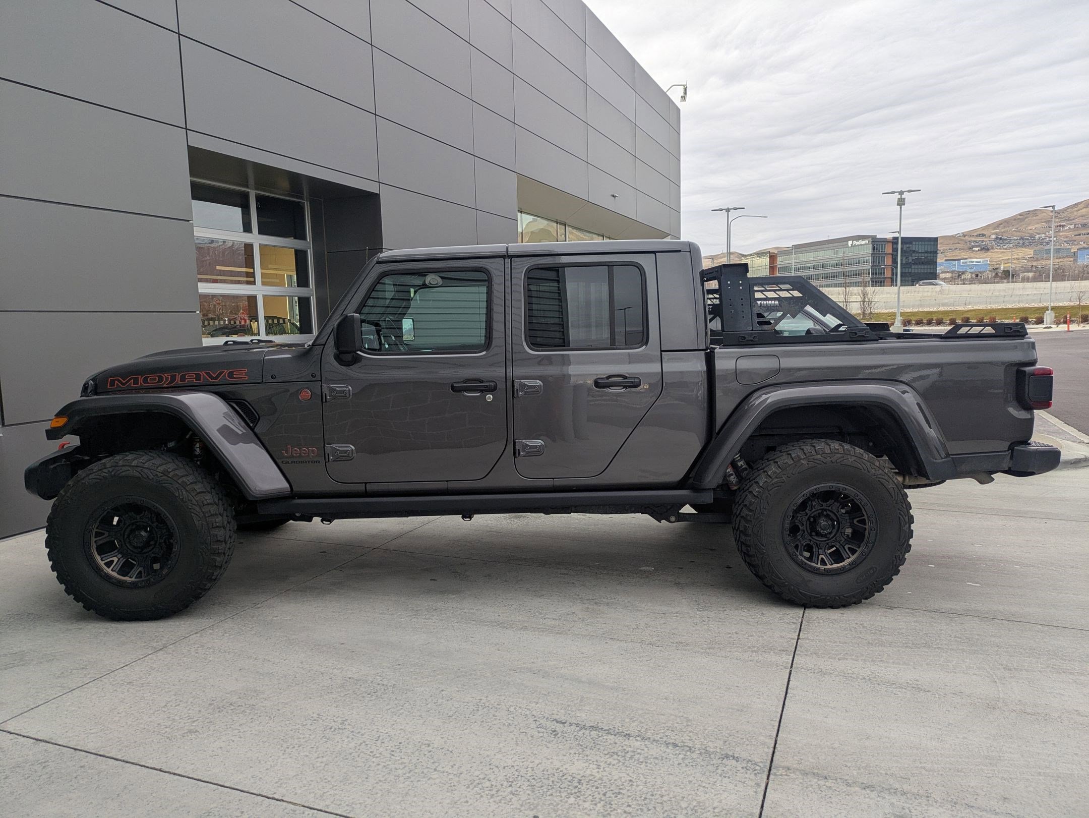 Used 2022 Jeep Gladiator Mojave w/ LED Lighting Group image 9