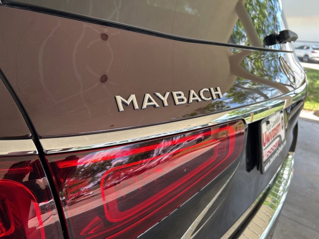 Used 2023 Mercedes-Benz Maybach GLS 600 4MATIC image 23