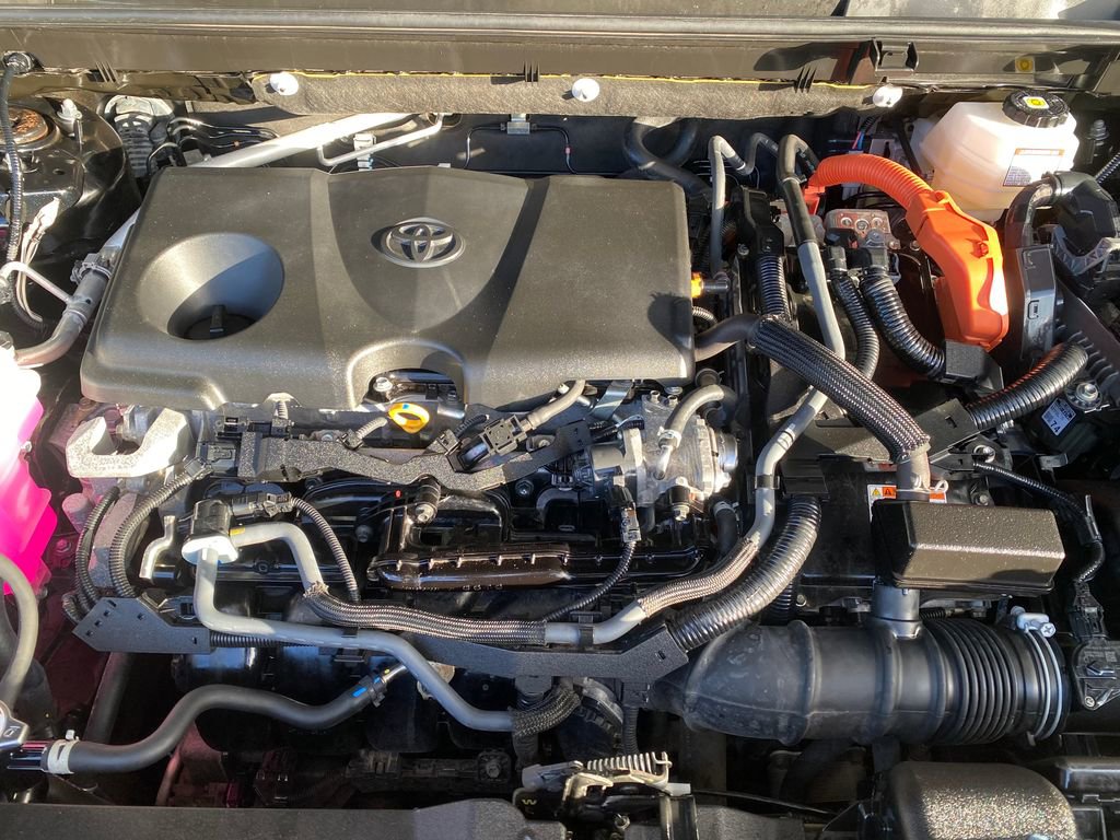 Used 2023 Toyota RAV4 LE AWD/4WD image 28