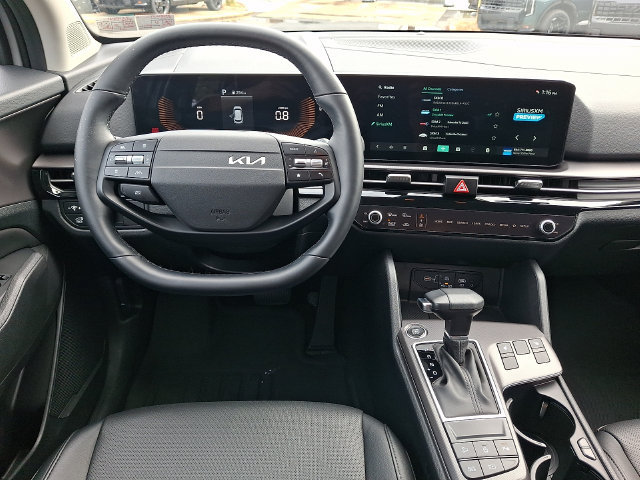 Certified 2026 Kia Sportage EX FWD image 11